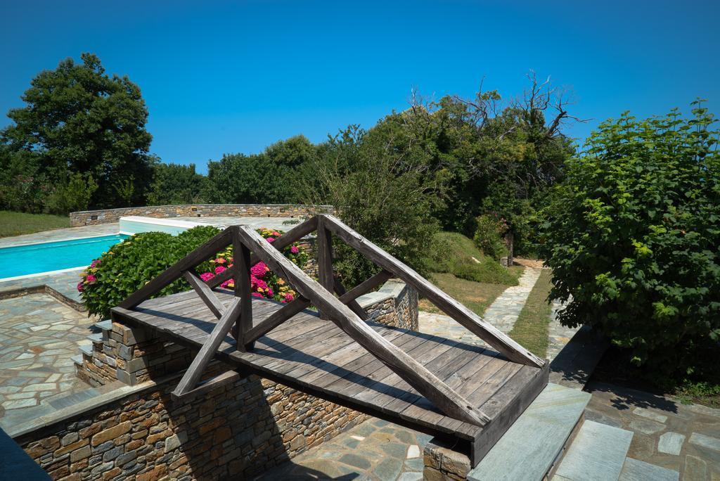 Luxury Villa With Pool In Tsagaráda Eksteriør bilde