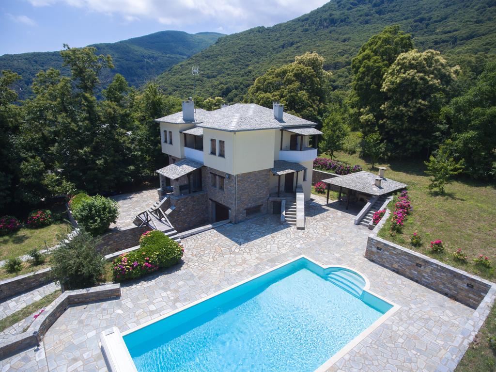 Luxury Villa With Pool In Tsagaráda Eksteriør bilde