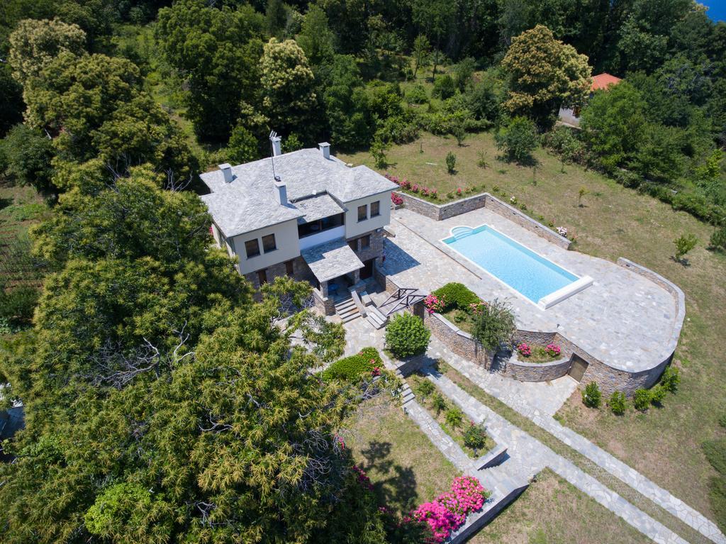 Luxury Villa With Pool In Tsagaráda Eksteriør bilde