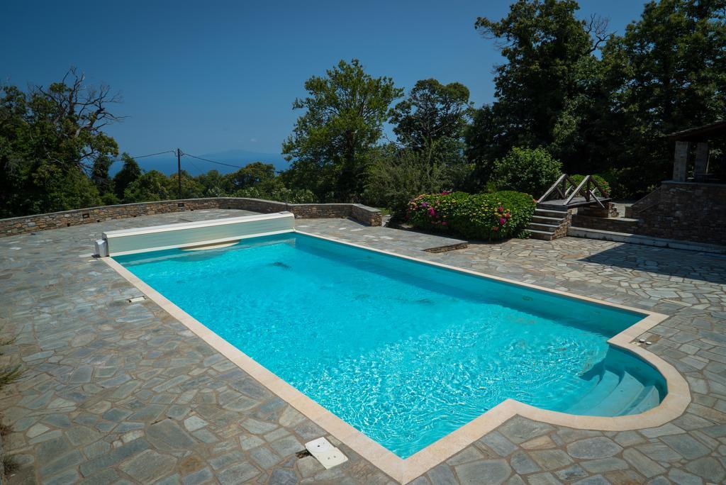 Luxury Villa With Pool In Tsagaráda Eksteriør bilde